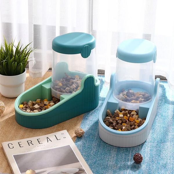 غذاخوری مخزن دار سگ و گربه طرح بوتز 3.4 لیتری